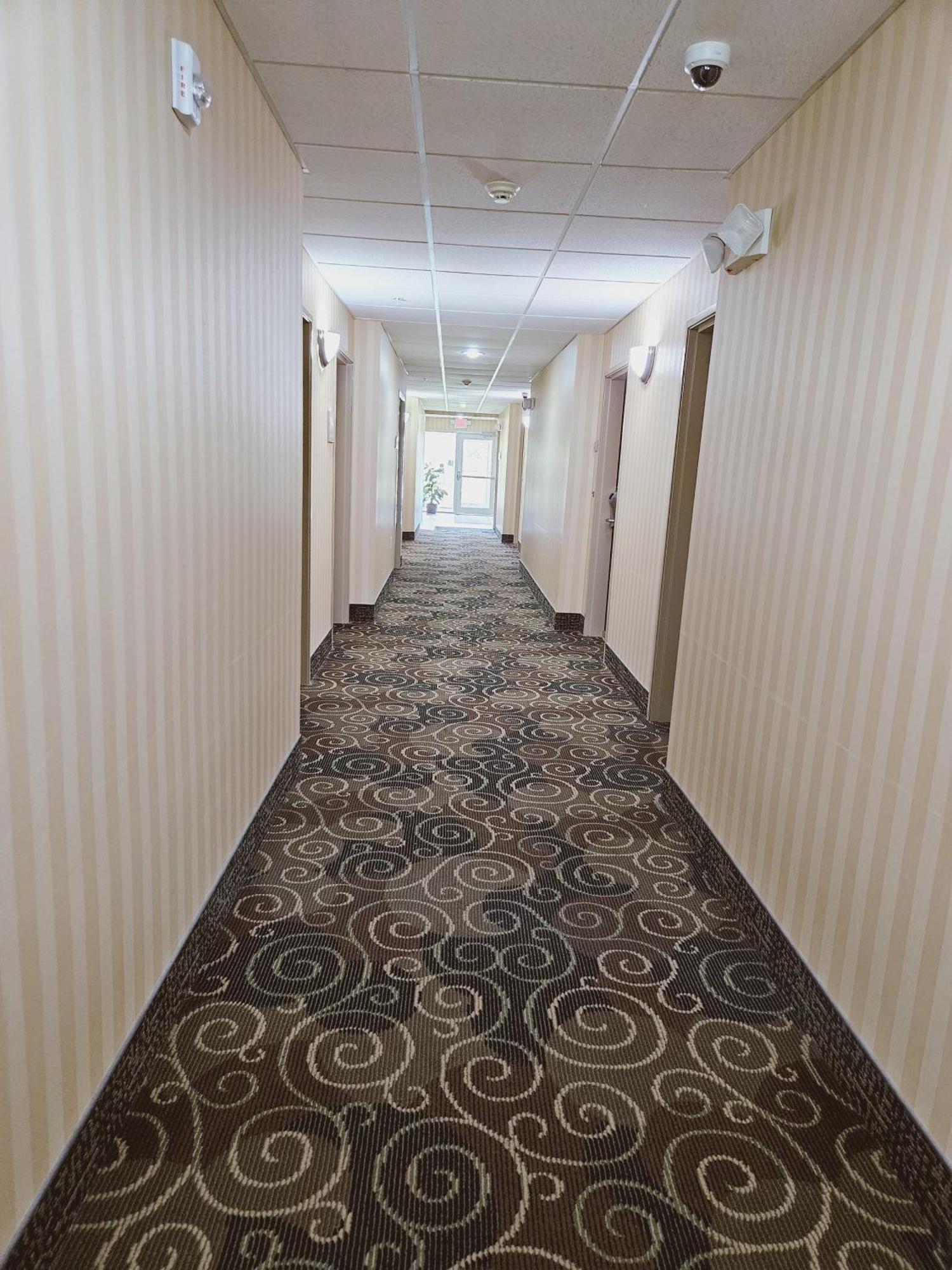 Cobblestone Inn & Suites - Bloomfield Ngoại thất bức ảnh