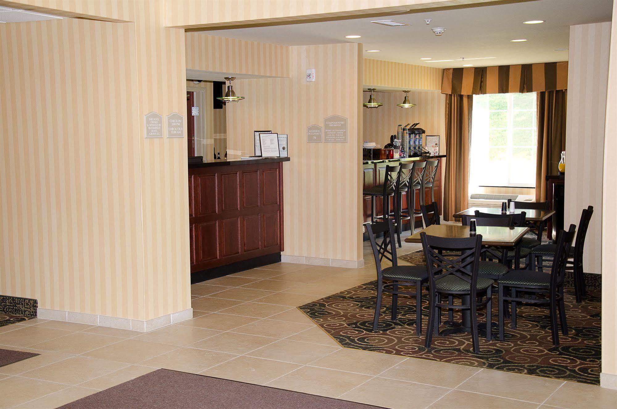 Cobblestone Inn & Suites - Bloomfield Ngoại thất bức ảnh